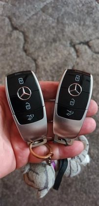 Mercedes-Benz Klasa E cena 146000 przebieg: 278000, rok produkcji 2018 z Wrocław małe 667
